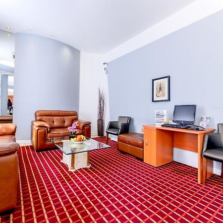 Brunel Hotel London Exterior photo